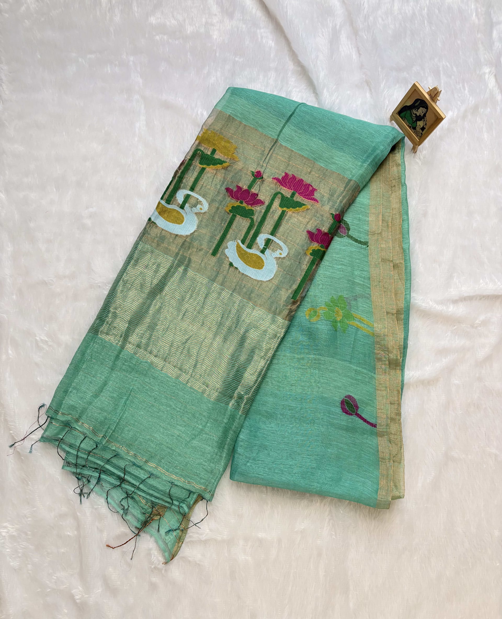 Pure Silk Linen saree with Jamdani Pallu - Rama Green — Green Chanderi Linen saree