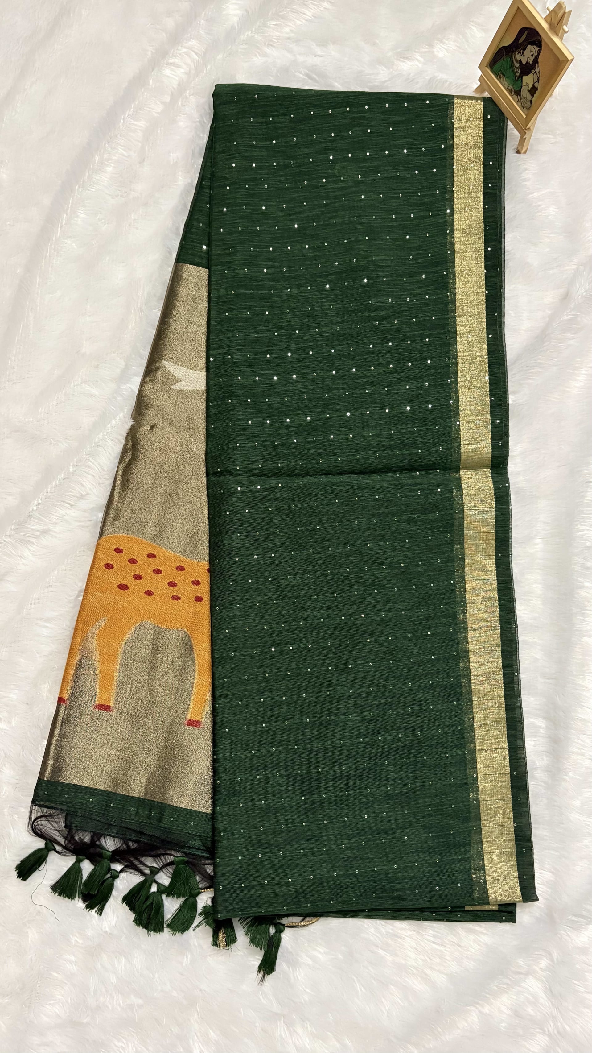 Jute Munga Sarees with Jamdani Pallu Bottle Green — Green Jamdani Jute Munga saree