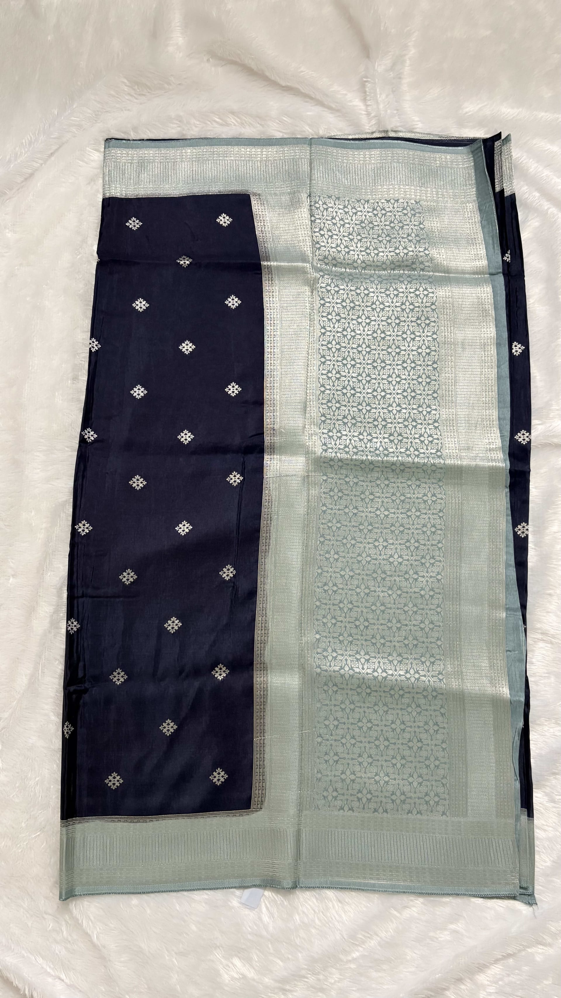 Viscose Silk Saree - Navy blue — Blue Banarasi Crepe saree