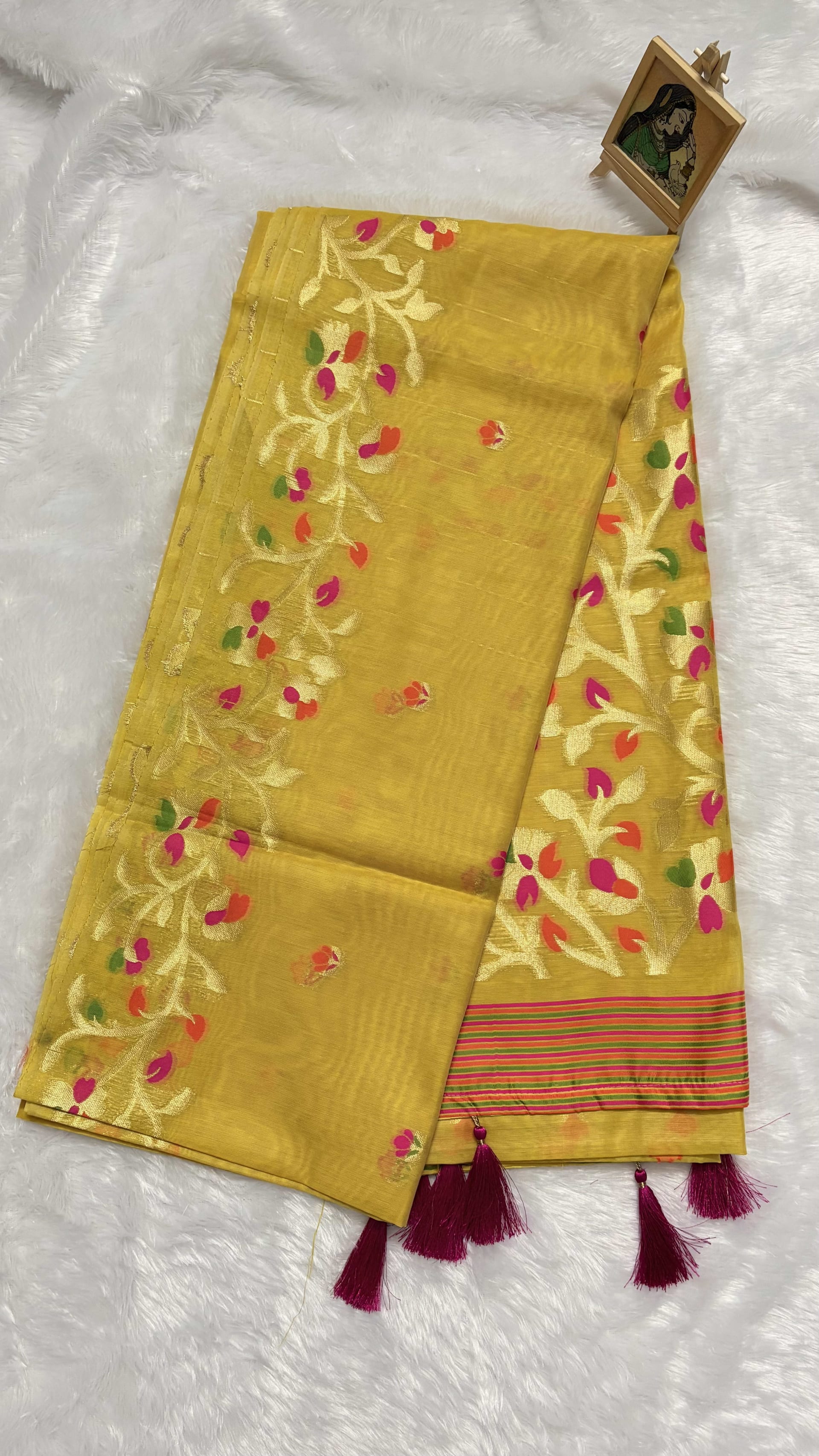Linen Cotton saree with butta Jamdani weave - Yellow — Yellow Jamdani Linen saree