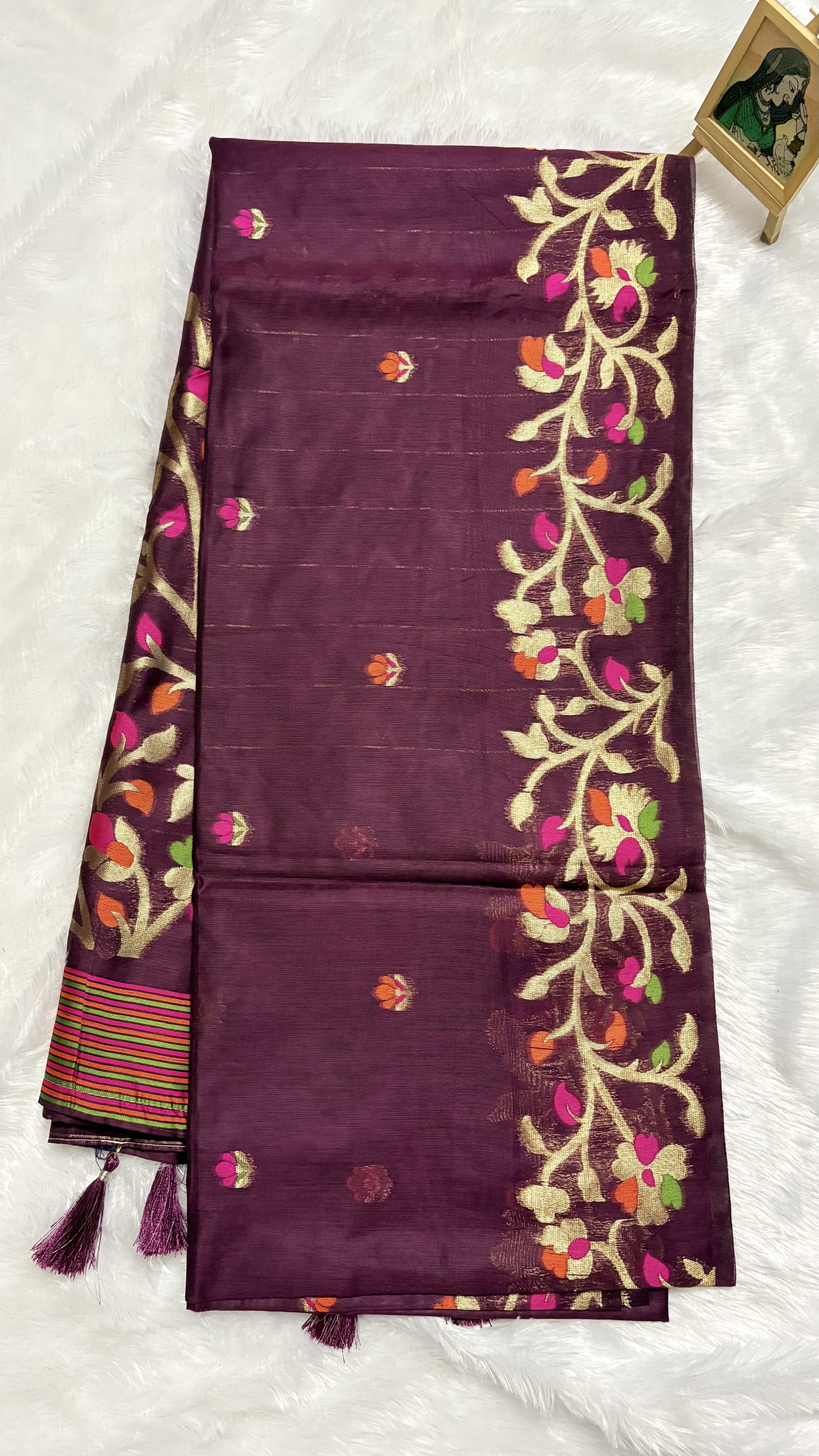 Linen Cotton saree with butta Jamdani weave - Maroon — Red/Maroon Jamdani Linen saree