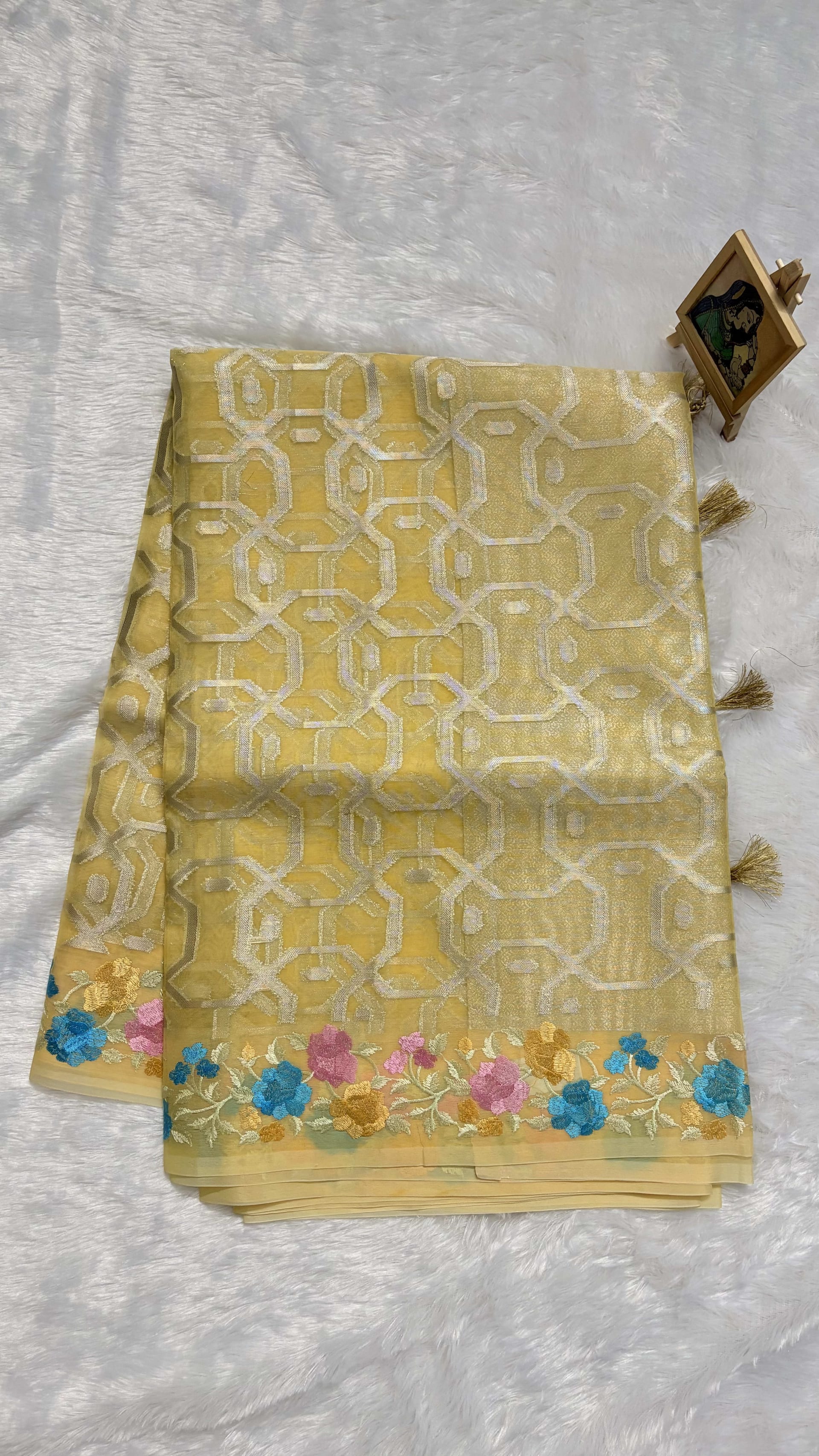 Kora Organza sarees with Jaal pattern - Yellow — Yellow Banarasi Kora Organza saree