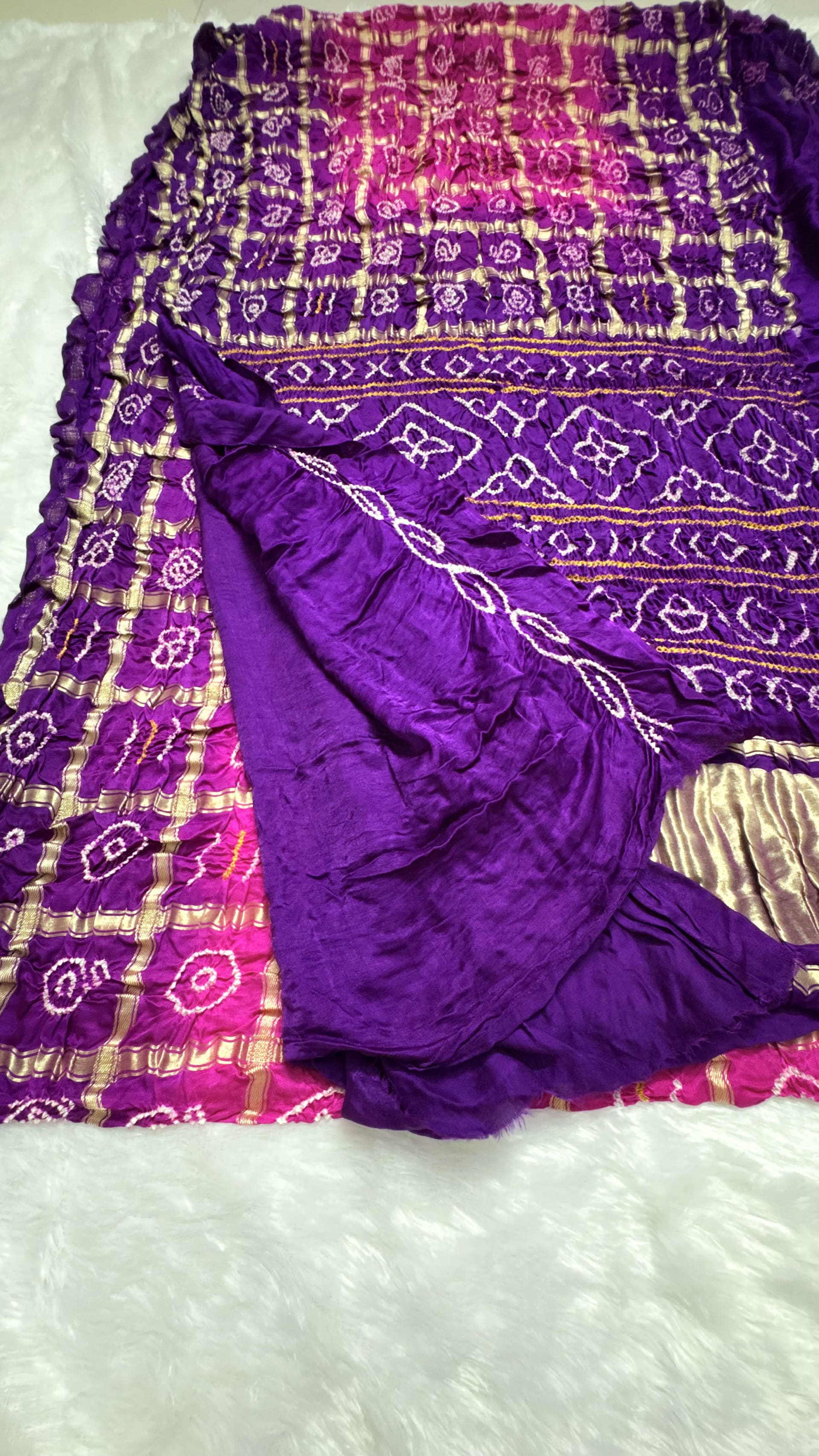 Pure Gajji Silk Saree with Gharchola Bandhani pattern - Pink and purple — Pink/Peach Bandhani Gajji Silk saree