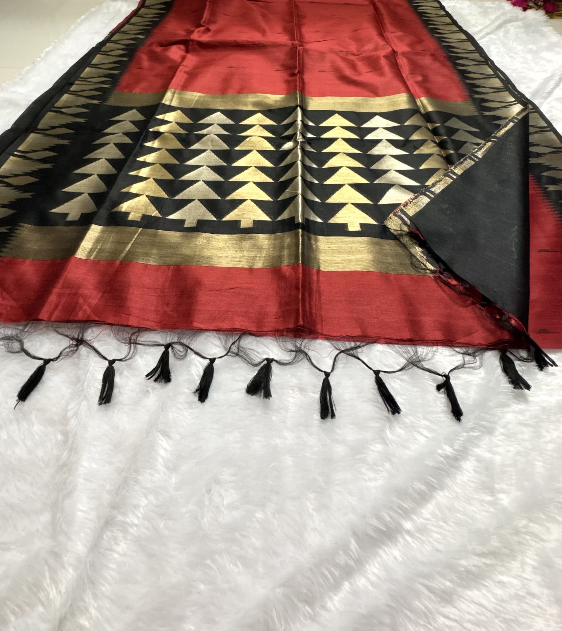 Raw Silk with Temple Border Red — Red/Maroon Jamdani Raw Silk saree