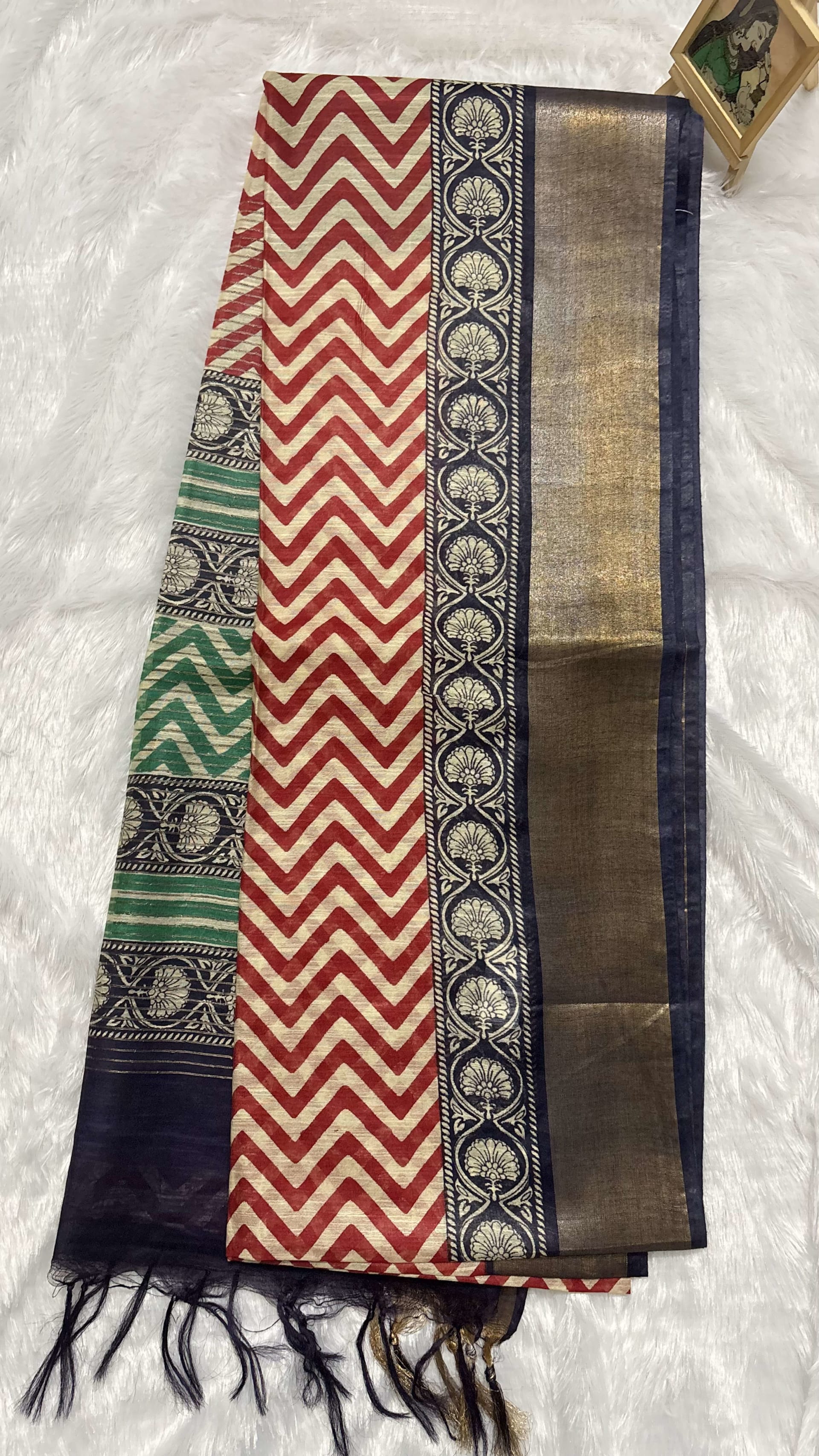 Soft Tussar sarees with Geometrical Prints Red and Blue — Red/Maroon Chanderi Tussar saree