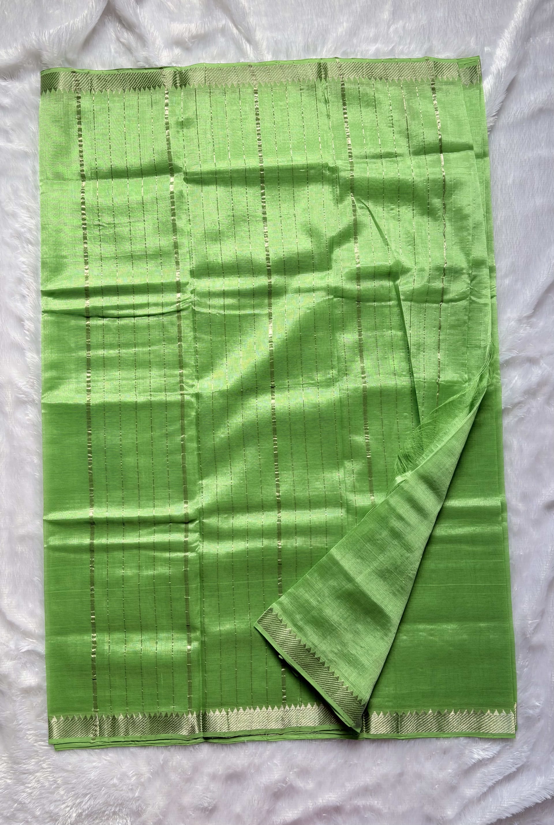 Mangalagiri Pattu Sarees 50mm border Pista green — Green Mangalagiri Silk saree